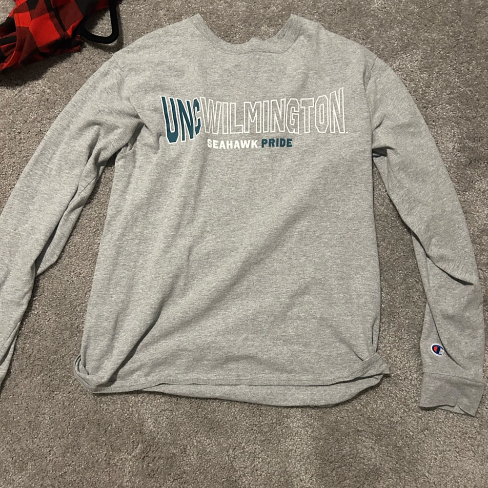 UNCW shirt